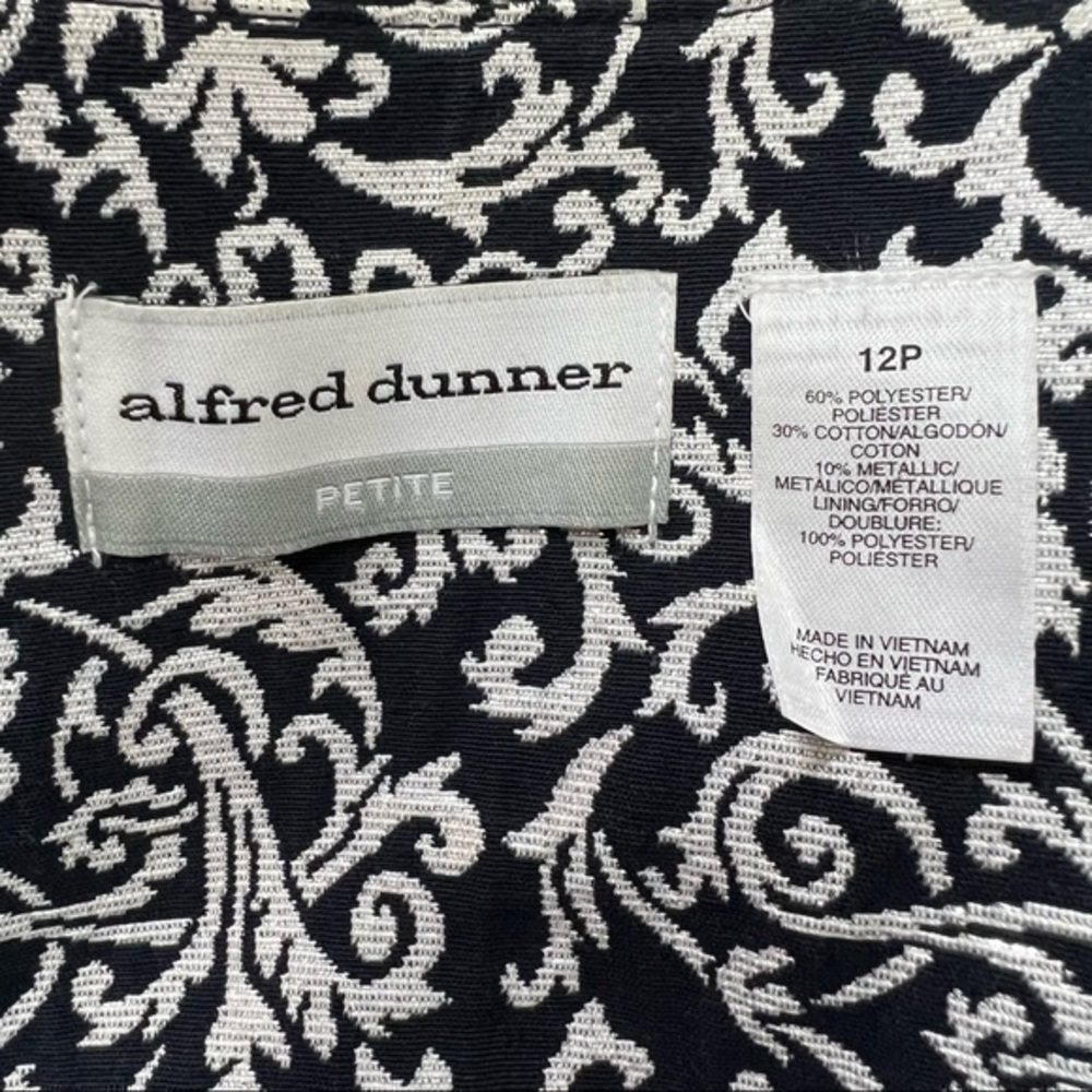Alfred Dunner Womens Jacket Coat Metallic Black Floral Buttons Petites 12P - Picture 9 of 9